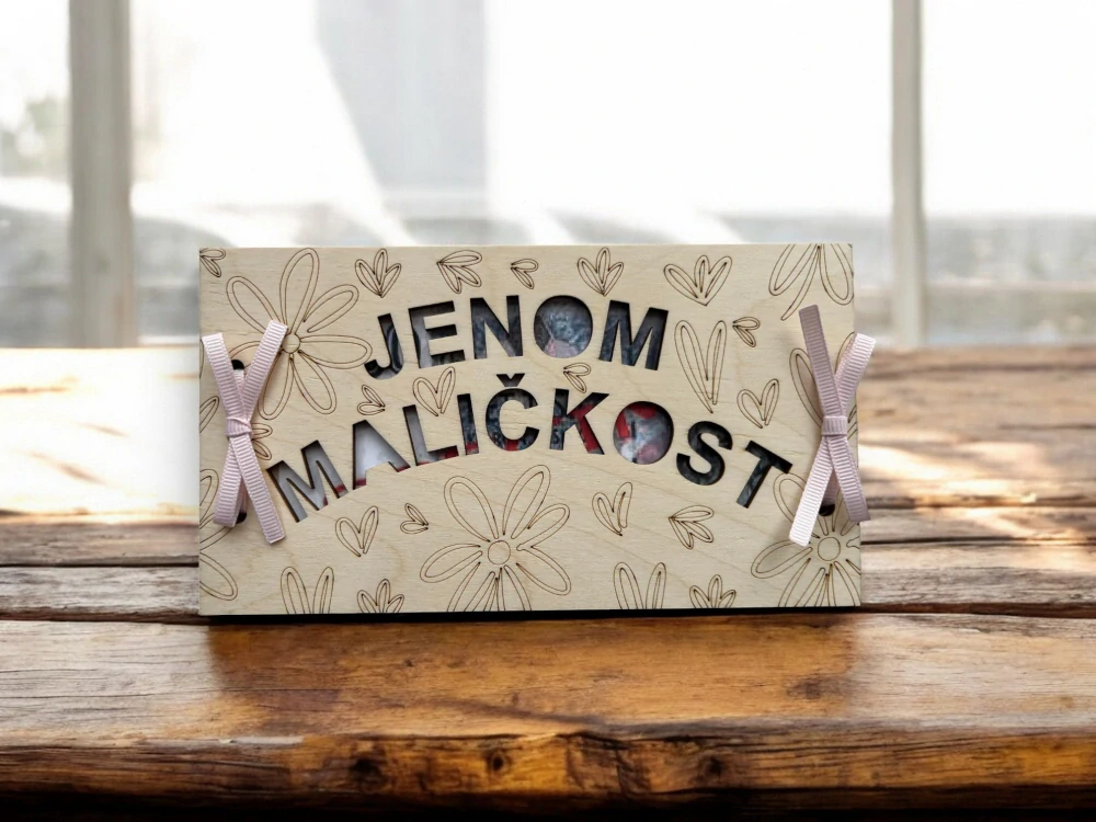 Dřevěná obálka na peníze Jenom maličkost 2