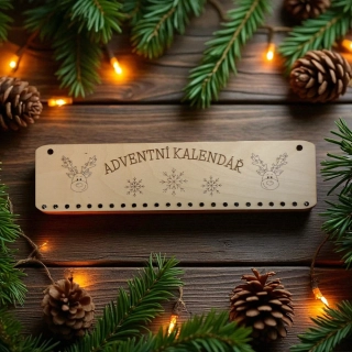 Dřevěný adventní kalendář – motiv sob a vločky, ruční výroba, provázky nebo látkové pytlíčky