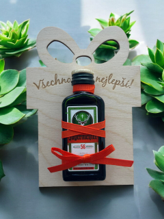 Dřevěný dárek s alkoholem Jägermeister – Všechno nejlepší
