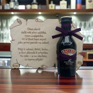 Dárková dřevěná deska s mini Baileys – originální přání