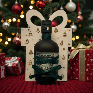 Dřevěný vánoční dárek s mini Diplomatico